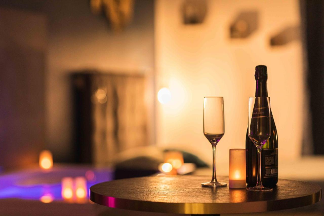 * Spa & Detente # Suite Privee # Tours # Netflix * Eksteriør bilde