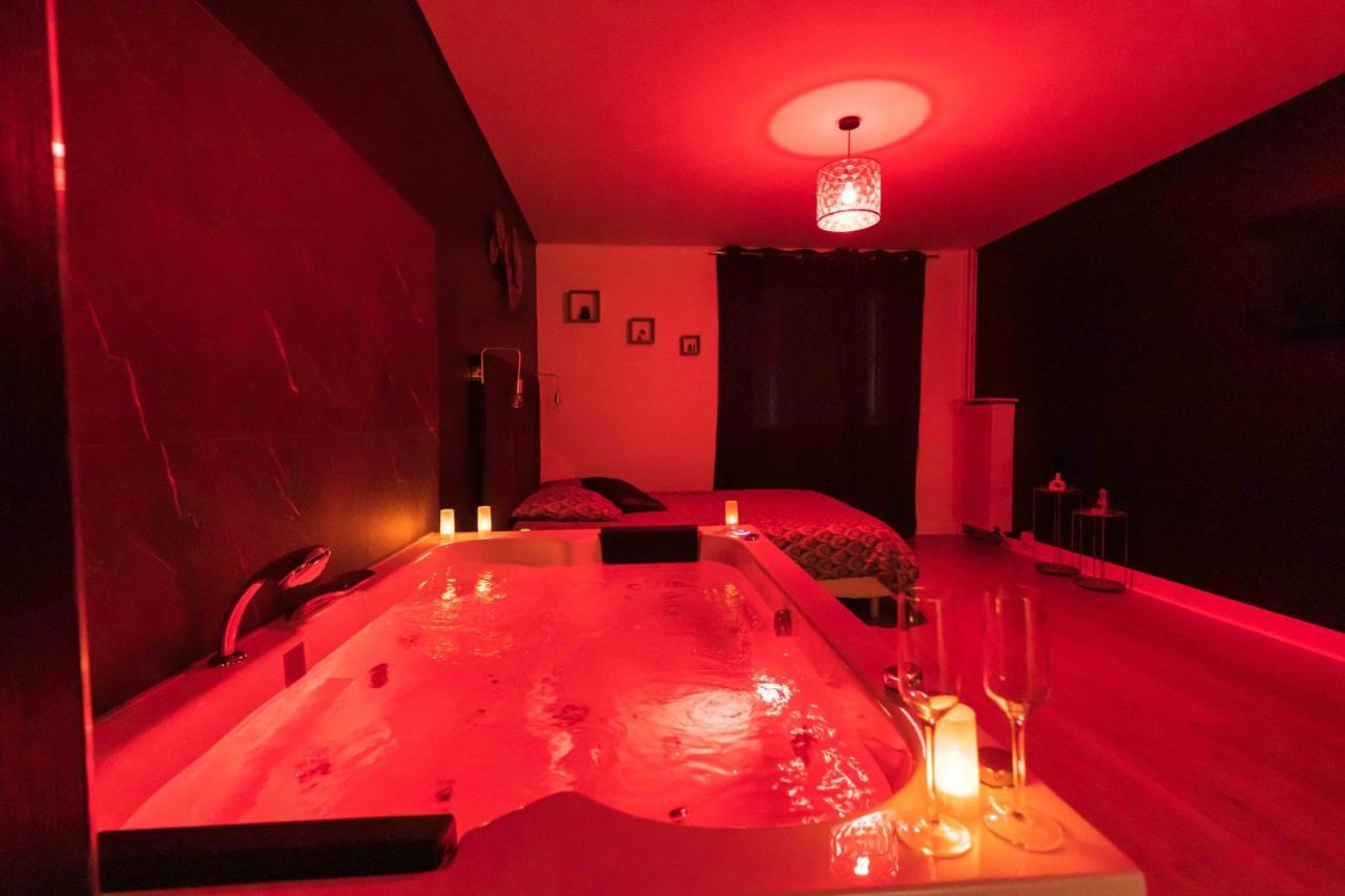 * Spa & Detente # Suite Privee # Tours # Netflix * Eksteriør bilde